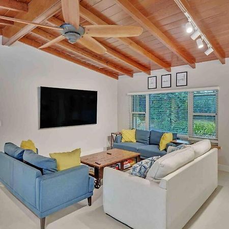Willa Rare Hidden Getaway Heated Pool 1.5 Acres! Sleeps 16 Fort Lauderdale Zewnętrze zdjęcie