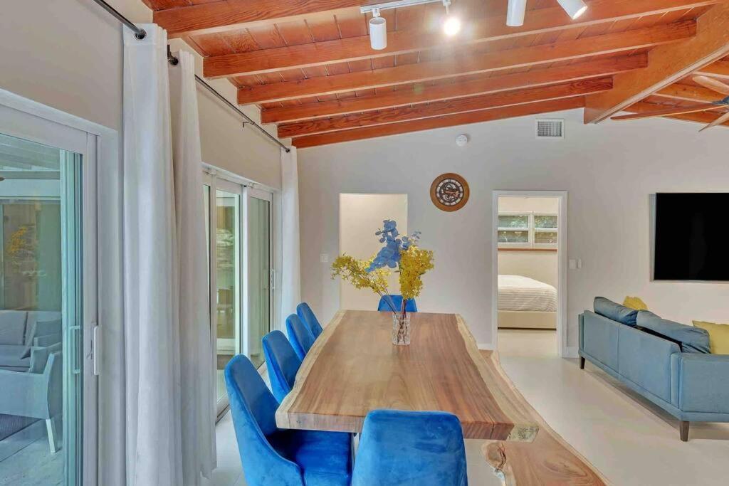 Willa Rare Hidden Getaway Heated Pool 1.5 Acres! Sleeps 16 Fort Lauderdale Zewnętrze zdjęcie