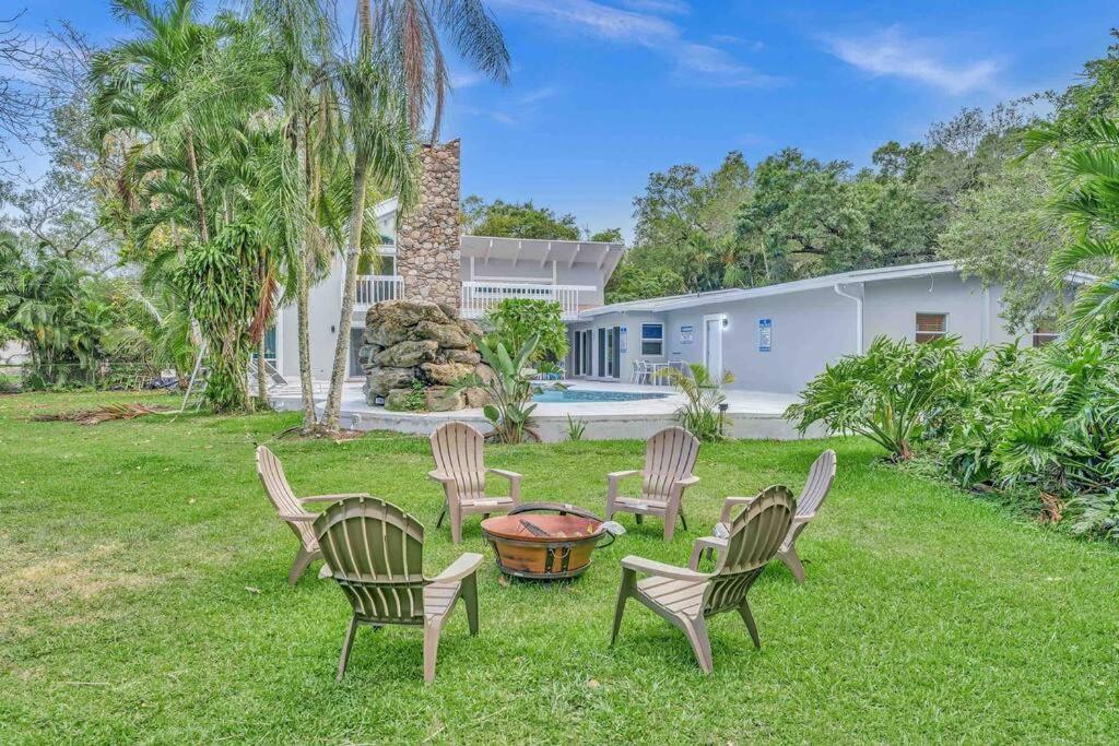 Willa Rare Hidden Getaway Heated Pool 1.5 Acres! Sleeps 16 Fort Lauderdale Zewnętrze zdjęcie