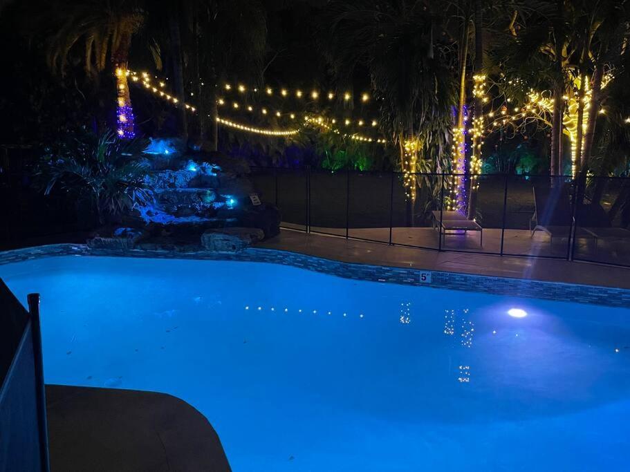 Willa Rare Hidden Getaway Heated Pool 1.5 Acres! Sleeps 16 Fort Lauderdale Zewnętrze zdjęcie