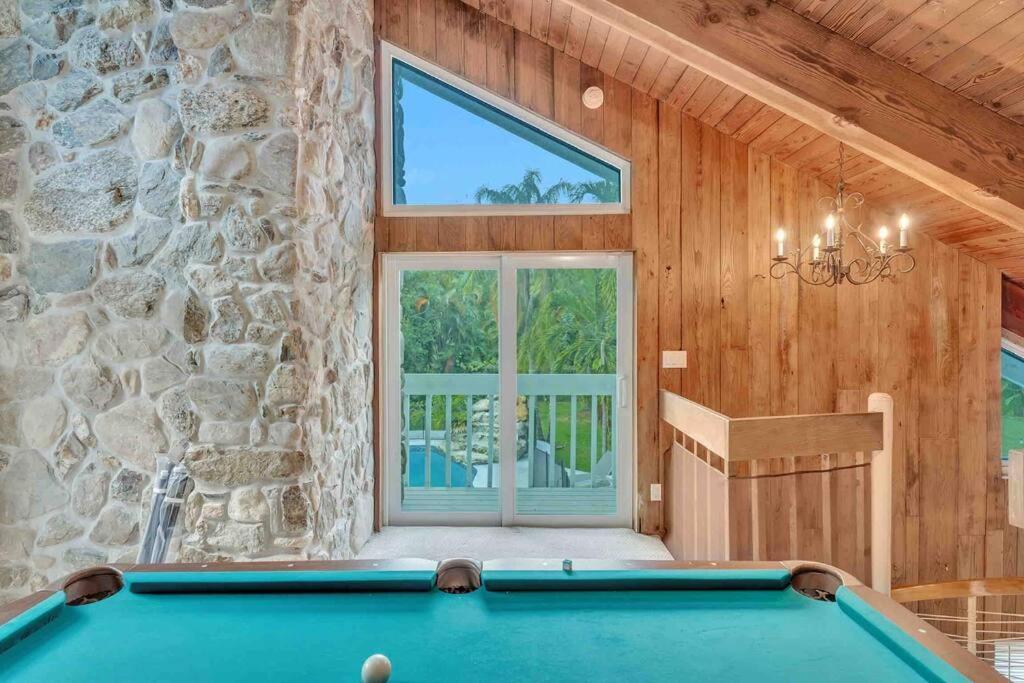 Willa Rare Hidden Getaway Heated Pool 1.5 Acres! Sleeps 16 Fort Lauderdale Zewnętrze zdjęcie